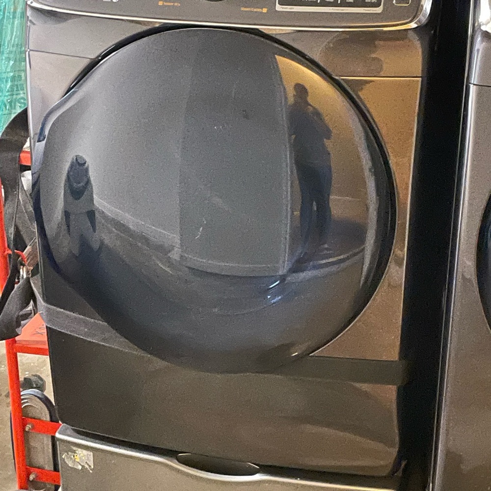 Like new washer and dryer